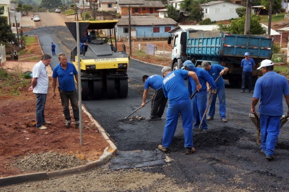 Obras no Bairro Ipiranga