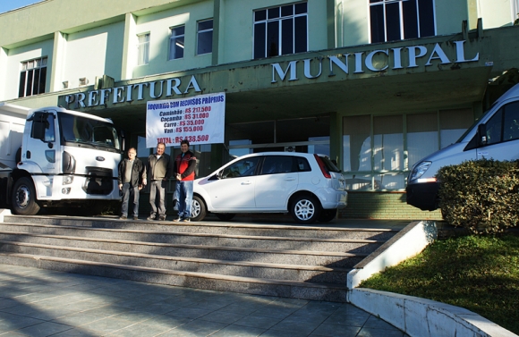 Administração Municipal Adquire novos veículos