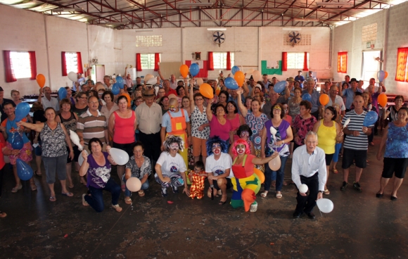 Encontro dos Idosos no Alvorada