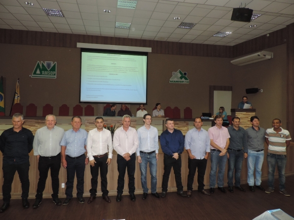 O prefeito Jaimir Gomes foi escolhido como suplente da nova diretoria da AMSOP.