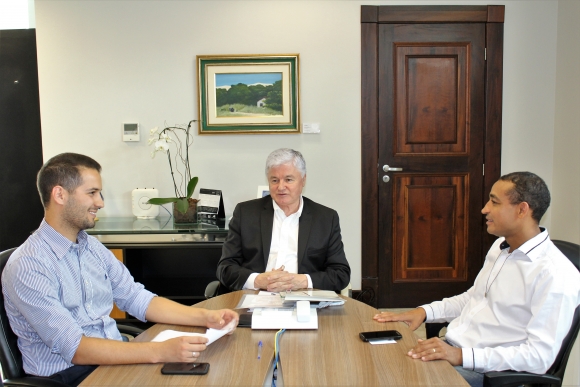 Visita de Prefeito e comitiva de Vereadores a Curitiba