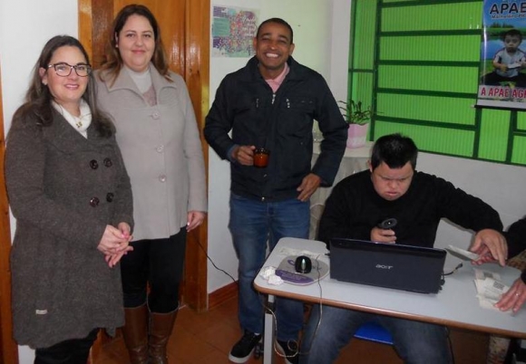 ALUNOS DA APAE DE MARMELEIRO TEM UMA SEMANA ESPECIAL