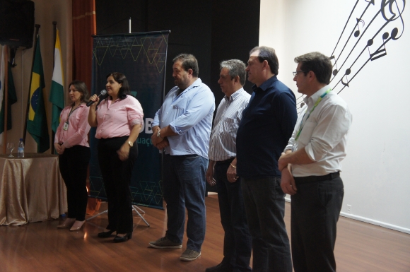“PROFESSORAS PODEROSAS”: PALESTRA TRATA DE AUTOESTIMA E AUTOCONHECIMENTO