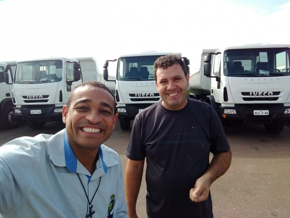 MARMELEIRO RECEBE CAMINHÃO BASCULANTE
