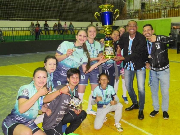 CAMPEONATOS DE FUTSAL DE MARMELEIRO DEFINEM CAMPEÕES