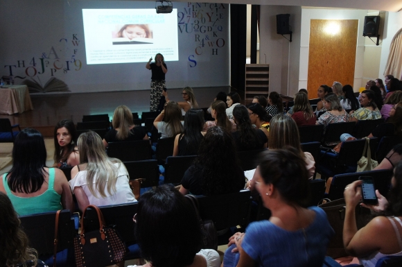 PROFESSORES PARTICIPAM DA SEMANA PEDAGÓGICA
