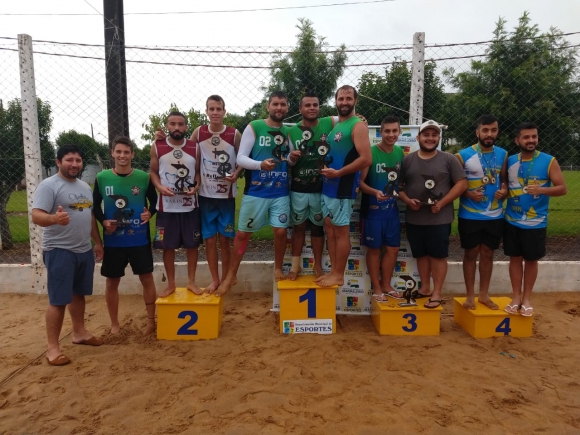 1º CAMPEONATO DE FUTEVÔLEI DE MARMELEIRO FOI SUCESSO