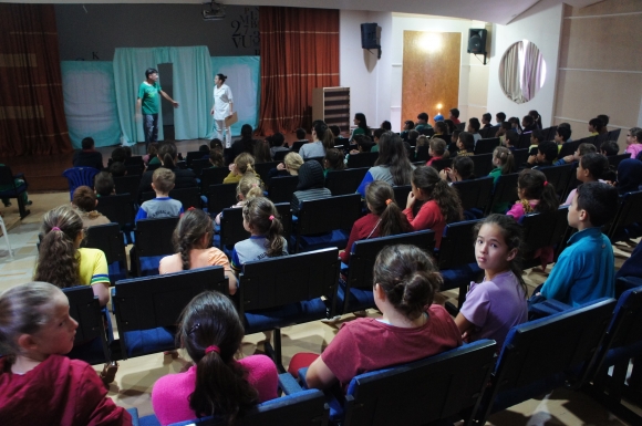 TEATRO MARCA MAIS  AÇÕES DO MAIO AMARELO 