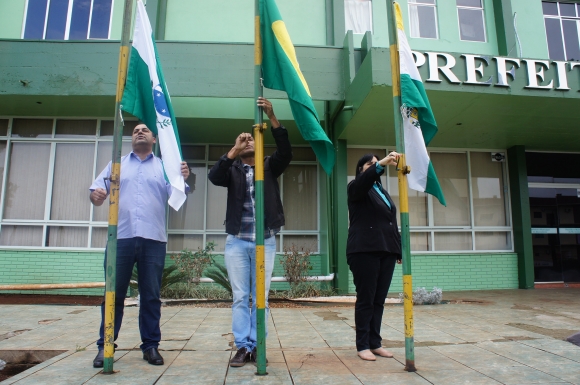 SEMANA DA PÁTRIA EM MARMELEIRO FOI  ABERTA NO  DOMINGO