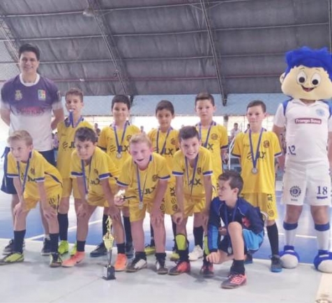 MARMELEIRO CONQUISTA VÁRIOS TÍTULOS  EM PATO BRANCO
