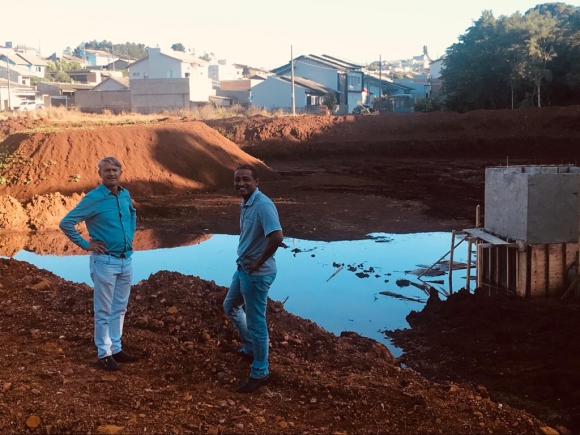 OBRAS E MELHORIAS EM ANDAMENTO