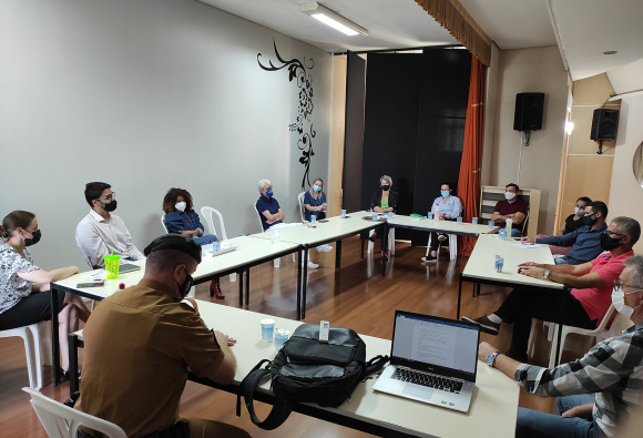 LIDERANÇAS DO MUNICÍPIO DEBATERAM A SITUAÇÃO DO COVID-19 EM MARMELEIRO