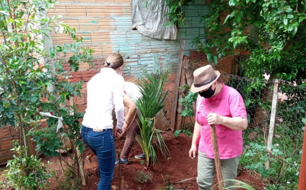 CRAS em parceria com o Departamento Municipal de Assistência social lança Oficina de Jardinagem