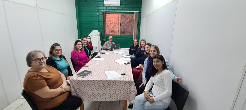 Conselho Municipal dos Direitos das Mulheres de Marmeleiro se reúnem para eleger Mesa Diretora