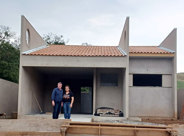 Prefeito visita obras no interior