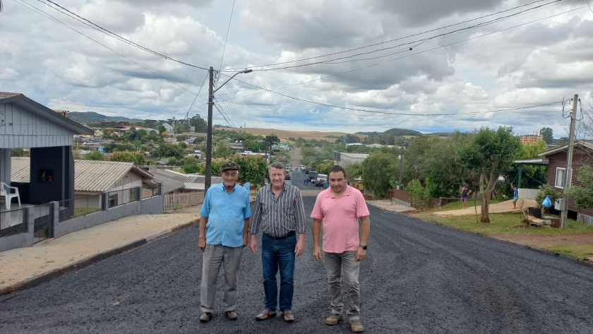 Asfaltamento no Bairro Santa Rita