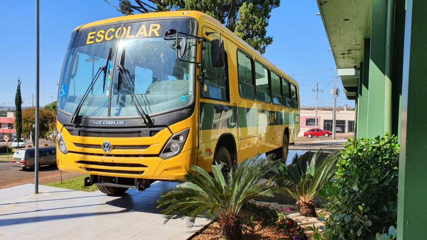 Município recebe o 4º Ônibus Escolar