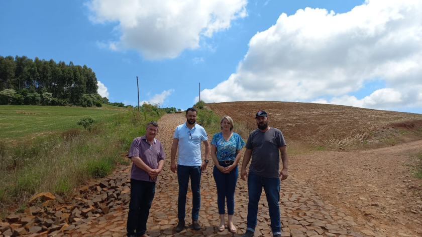 Prefeito em Exercício Giovani Tolotti, Visita Obras em Estradas da Linha Pocinho