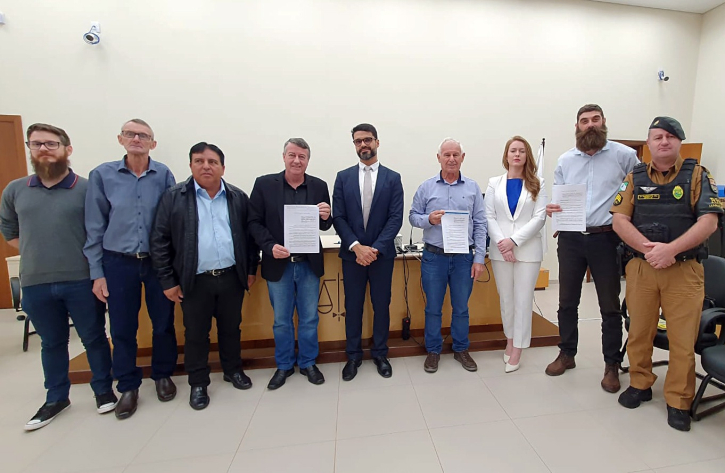 Assinado Decreto que cria Comissão Municipal de Enfrentamento a violência contra crianças e adolescentes