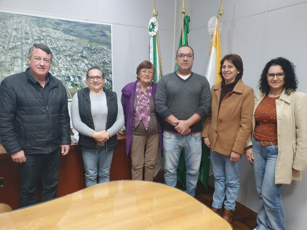 Prefeito recebe membros do Conselho Municipal de Saúde