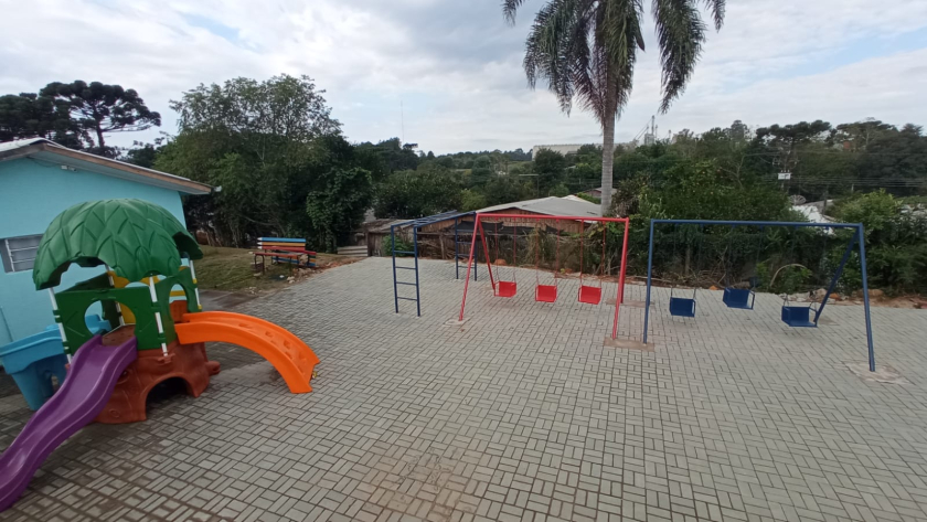 Melhorias no Parquinho da Escola Municipal Perseverança