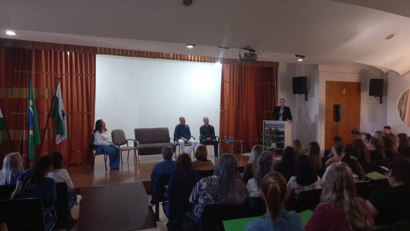 Primeiro dia do 12° Congresso Municipal de Educação