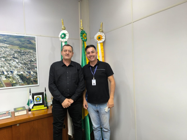 Prefeito Jander Loss recebeu a Visita Oficial do Assessor do Deputado Estadual Batatinha