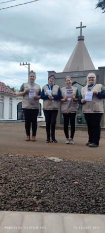 Agentes de Combate a endemias realizaram uma ação Preventiva no Cemitério Municipal 