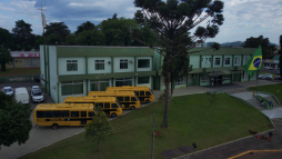 Administração Municipal recebe primeiro Lote de ônibus escolares para renovar a Frota de 2026