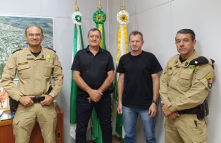 Prefeito recebe comandante do novo 7º Comando Regional da Polícia Militar no Sudoeste
