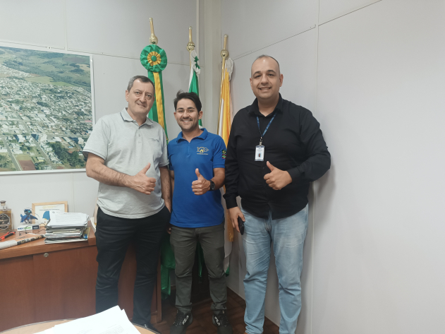 Prefeito Jander Loss, recebeu a visita do Assessor Parlamentar do Deputado Márcio Pacheco 