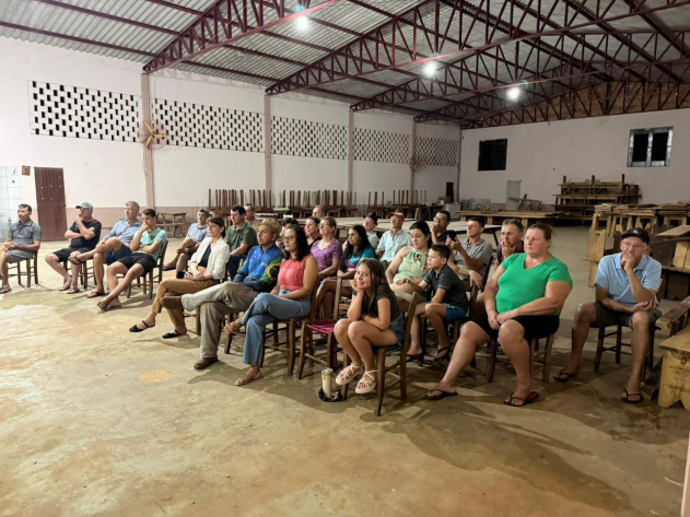 Prefeitura apresenta projeto de ponto turístico religioso à moradores de Linha Gruta